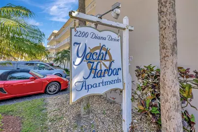 2200 Diana Dr #111, Hallandale Beach, FL 33009 - Photo 21
