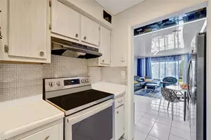 2200 Diana Dr, Hallandale Beach, FL 33009 - Photo 7