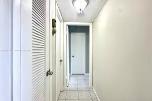 320 NE 12th Ave, Hallandale Beach, FL 33009 - Photo 13