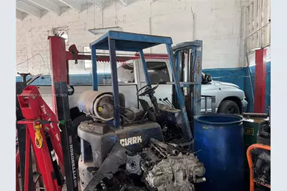 2620 SW Ali Baba Ave, Opa-Locka, FL 33054 - Photo 5