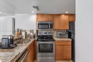 770 Claughton Island Dr, Miami, FL 33131 - Photo 13