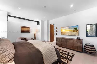 22 Isla Bahia Dr, Fort Lauderdale, FL 33316 - Photo 85