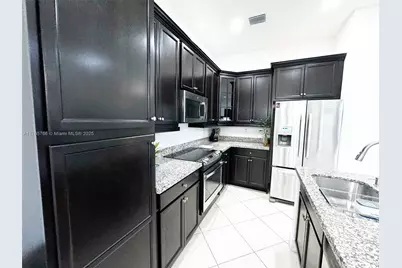 3209 W 98th Pl #3209, Hialeah, FL 33018 - Photo 15