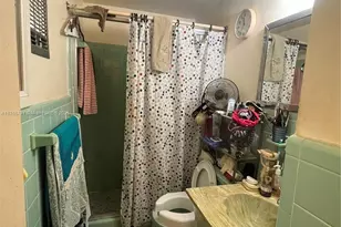 12665 NE 16th Ave, North Miami, FL 33161 - Photo 9