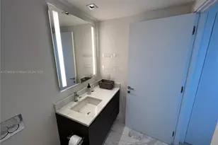 1451 Brickell Ave, Miami, FL 33131 - Photo 21