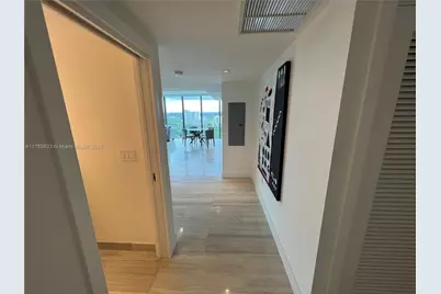 1451 Brickell Ave #2004, Miami, FL 33131 - Photo 5