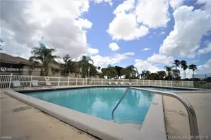 16339 Malibu Dr, Weston, FL 33326 - Photo 13