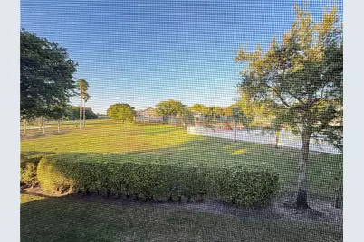 16339 Malibu Dr #22, Weston, FL 33326 - Photo 11