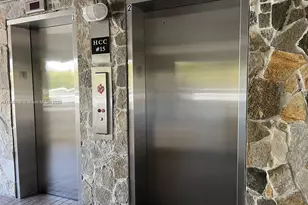 4800 Hillcrest Ln, Hollywood, FL 33021 - Photo 3