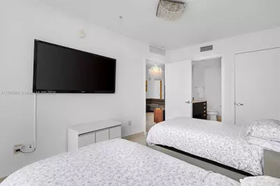 18201 Collins Ave #902, Sunny Isles Beach, FL 33160 - Photo 21