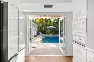 5251 La Gorce Dr, Miami Beach, FL 33140 - Photo 19