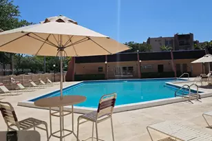 13715 Kendale Lakes Cir, Miami, FL 33183 - Photo 23