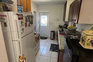 3221 SW 47th Ave, West Park, FL 33023 - Photo 15