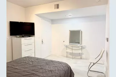 1830 S Ocean Dr #4705, Hallandale Beach, FL 33009 - Photo 15