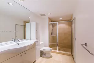 1830 S Ocean Dr, Hallandale Beach, FL 33009 - Photo 17