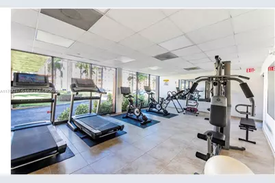 9350 Fontainebleau Blvd #312, Miami, FL 33172 - Photo 17