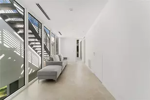 1250 N Venetian Way, Miami, FL 33139 - Photo 39