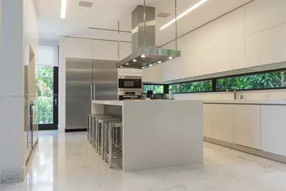 610 Harbor Cir, Key Biscayne, FL 33149 - Photo 19