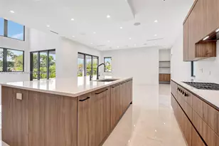 1419 N Lakeside Dr, Lake Worth, FL 33460 - Photo 15