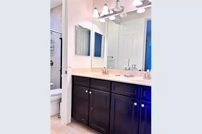 8895 NW 99th Ct, Doral, FL 33178 - Photo 13