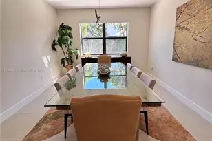 8895 NW 99th Ct, Doral, FL 33178 - Photo 5