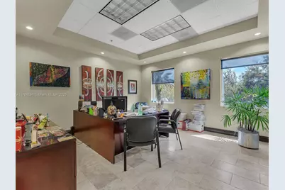 2260 NW 114th Ave, Sweetwater, FL 33172 - Photo 31