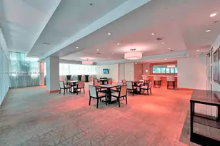 218 SE 14th St, Miami, FL 33131 - Photo 17