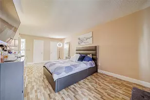 494 NW 165th St Rd, Miami, FL 33169 - Photo 21
