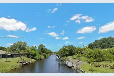 165 Tournament Rd, Port Charlotte, FL 33947 - Photo 7