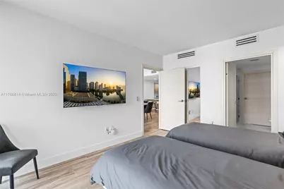 801 S Miami Ave #4410, Miami, FL 33130 - Photo 47