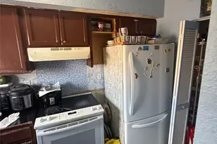 417 NW 84th St, Miami, FL 33150 - Photo 19