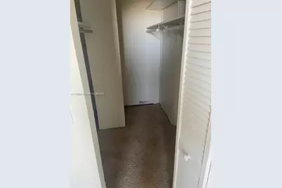 [Address not provided], North Miami, FL 33181 - Photo 11