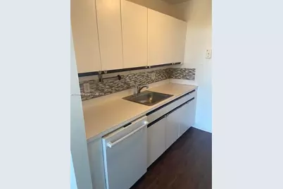 [Address not provided], North Miami, FL 33181 - Photo 7