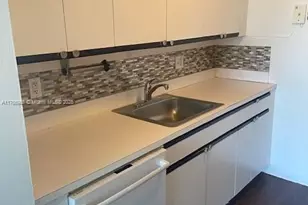 [Address not provided], North Miami, FL 33181 - Photo 7