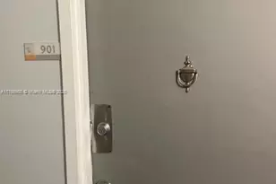 [Address not provided], North Miami, FL 33181 - Photo 3