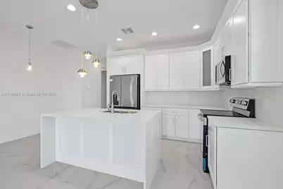 1105 SE 38 St, Cape Coral, FL 33904 - Photo 29