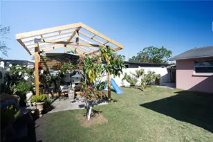 2904 W Xanthus St, Tampa, FL 33614 - Photo 15