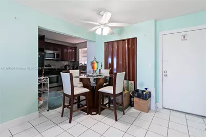 8895 Fontainebleau Blvd #504, Miami, FL 33172 - Photo 9