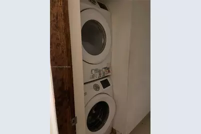 4681 SW 33rd Ave, Dania Beach, FL 33312 - Photo 9