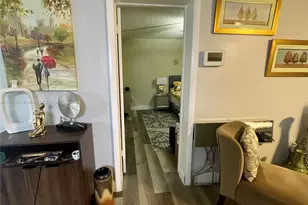 5945 Del Lago Cir, Sunrise, FL 33313 - Photo 5