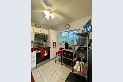 5945 Del Lago Cir #307, Sunrise, FL 33313 - Photo 15