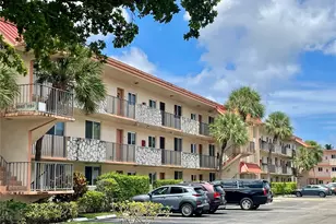 5945 Del Lago Cir, Sunrise, FL 33313 - Photo 29