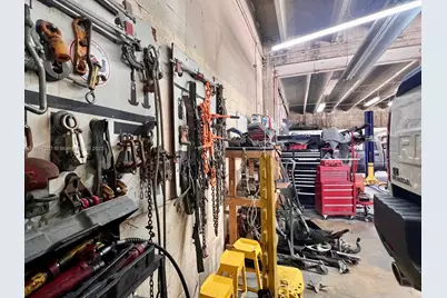 Body Shop Business For Sale, Hialeah, FL 33014 - Photo 7