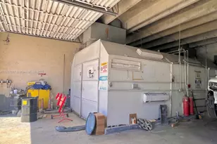 Body Shop Business For Sale, Hialeah, FL 33014 - Photo 1