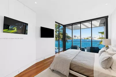 84 Isla Bahia Dr, Fort Lauderdale, FL 33316 - Photo 29