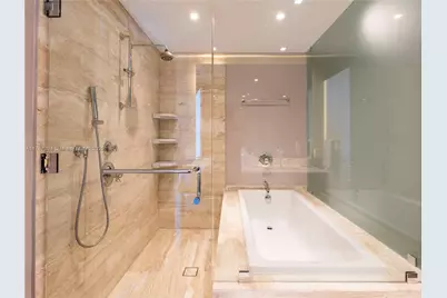 2900 NE 7th Ave #3904, Miami, FL 33137 - Photo 13