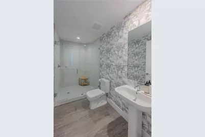 2900 NE 7th Ave #2407, Miami, FL 33137 - Photo 9