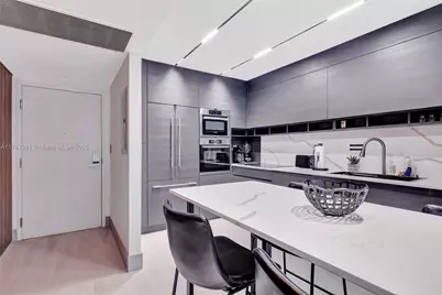 2301 Collins Ave #432, Miami Beach, FL 33139 - Photo 9