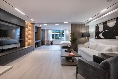 2301 Collins Ave #432, Miami Beach, FL 33139 - Photo 5