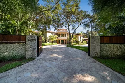 10061 SW 60th Ct, Pinecrest, FL 33156 - Photo 1